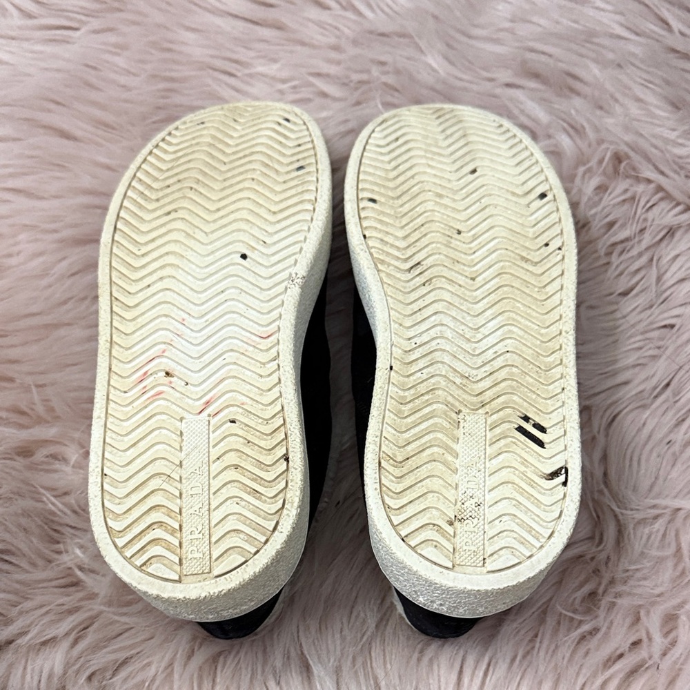 Prada Suede Sherling Black Slip-On Shoes size 37 or 7 to 7.5 - Picture 11 of 11